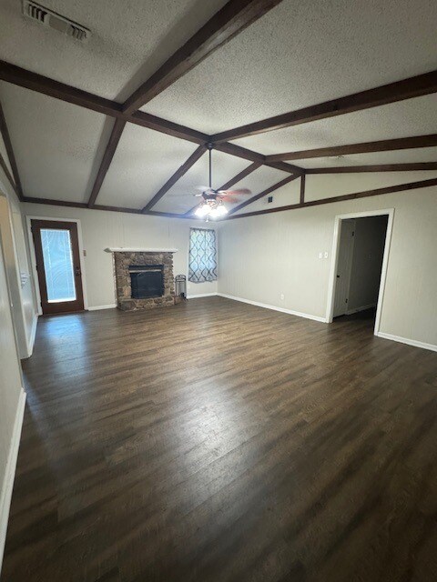 Foto del edificio - 8301 Easy St