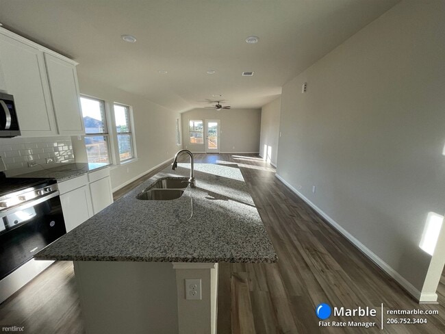 Building Photo - 3 br, 2 bath House - 13311 Braxon Pass
