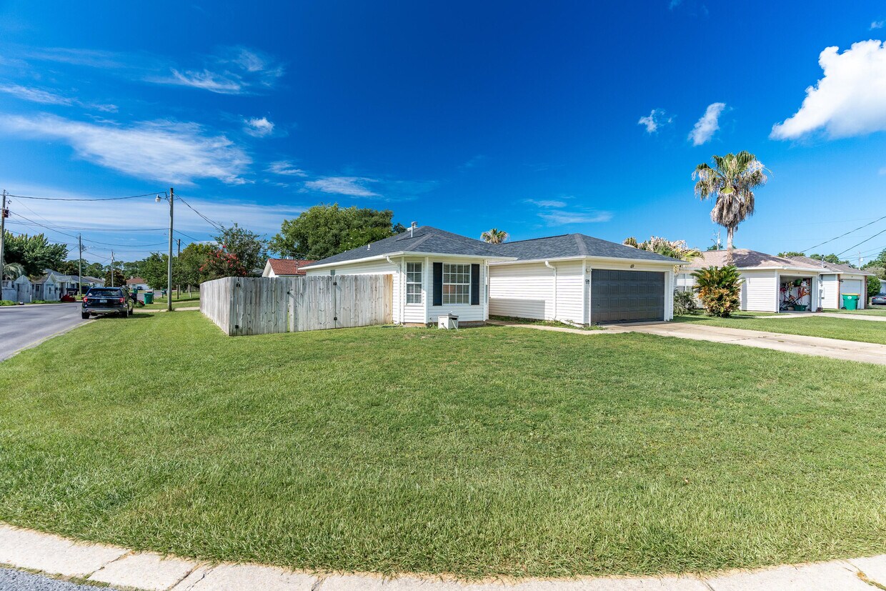 Foto principal - 69 Stowe Rd