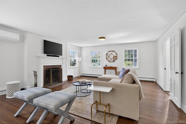 Foto del edificio - 490 Duck Pond Rd