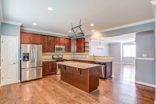 Foto del edificio - 4 Bedroom Heritage Townhome