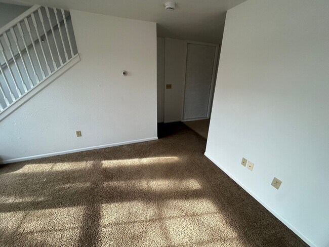 Foto del edificio - 631 Hope St