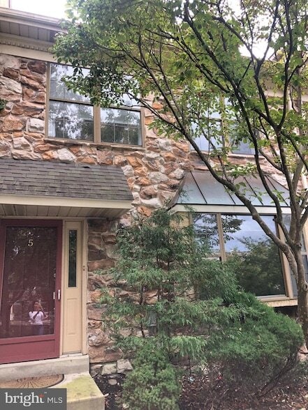 Photo - 5 Algonquin Ct Townhome