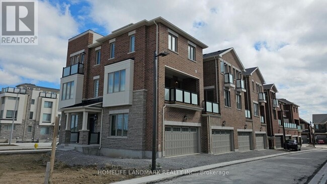 Building Photo - 402 Berczy Grn Dr