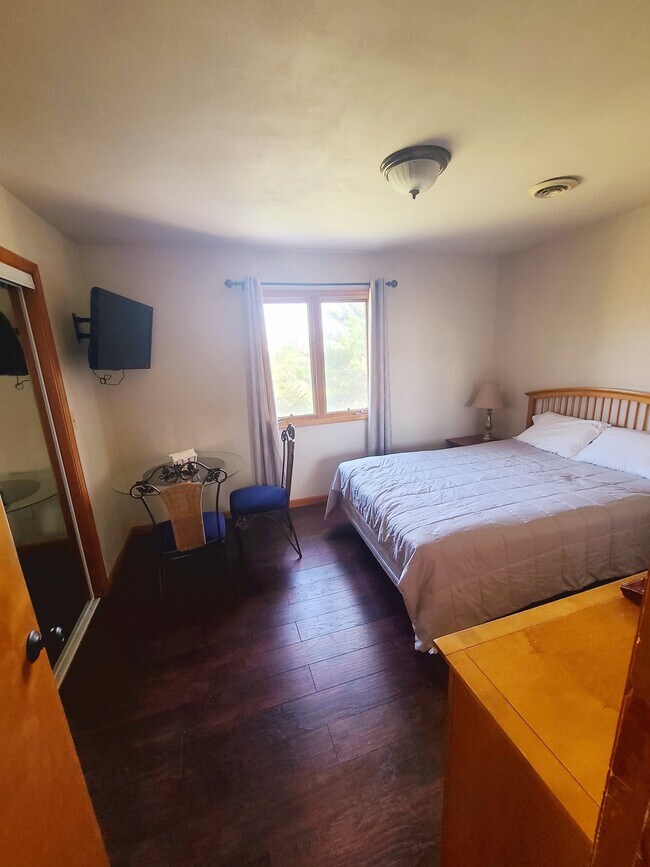 Foto del edificio - 3 Rolling Meadows Ln