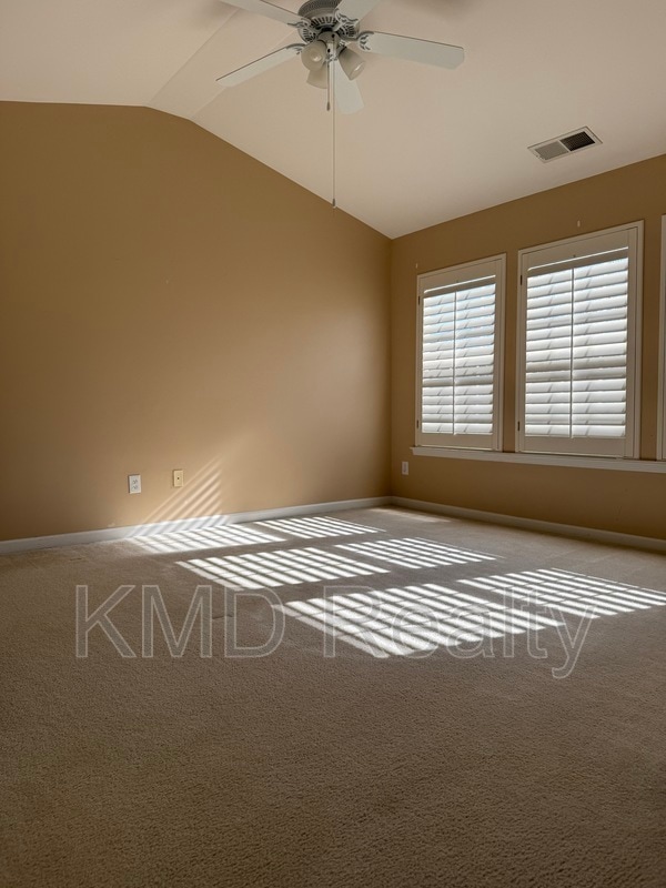 Building Photo - 8005 Flanders St