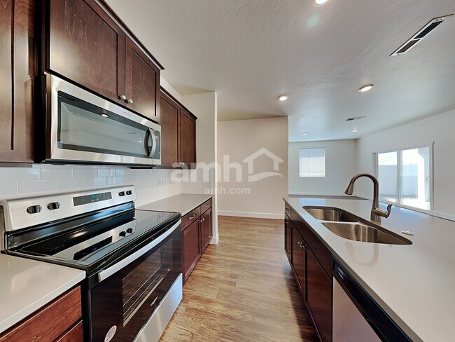 Foto del edificio - 5114 W White Ash Ct