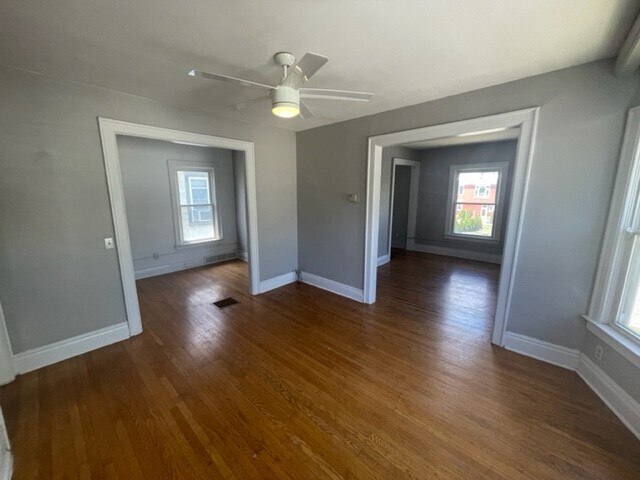 Dining Room - 106 W Hazeltine Ave