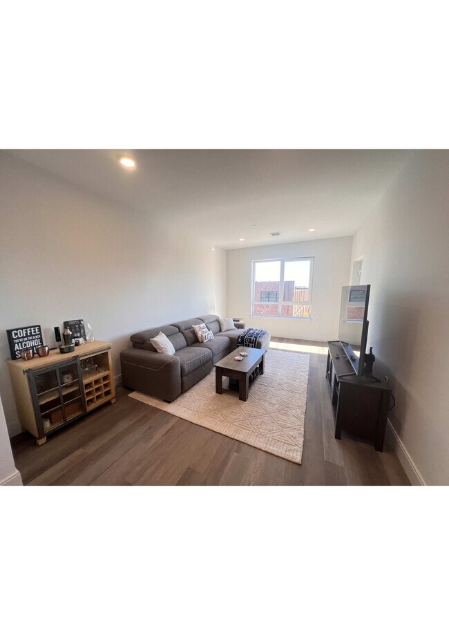 Foto del edificio - 931 Dorchester Ave