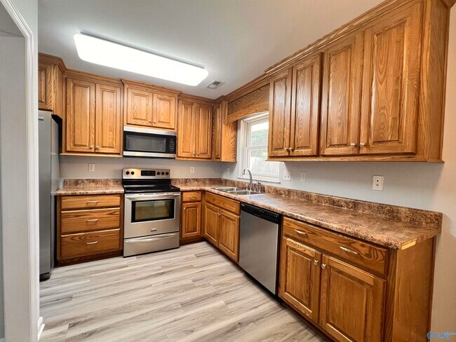 Foto del edificio - 3529 Bermuda Rd SW