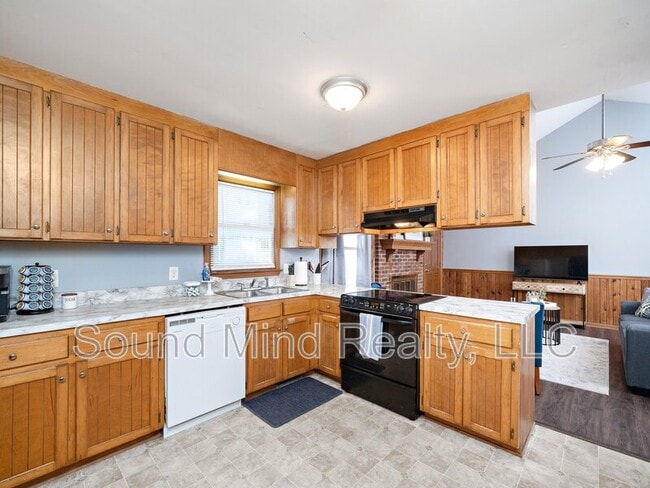 Foto del edificio - 3600 Ladywood Ct