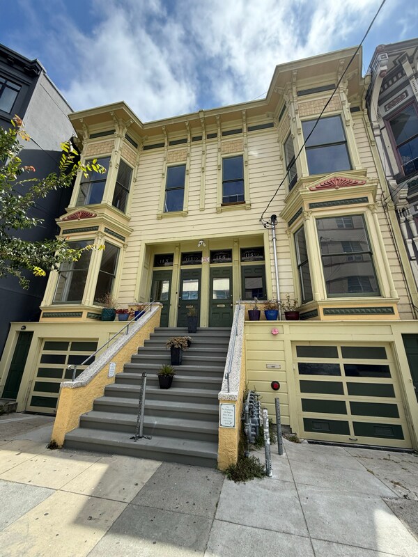 Foto principal - 113 Bartlett St
