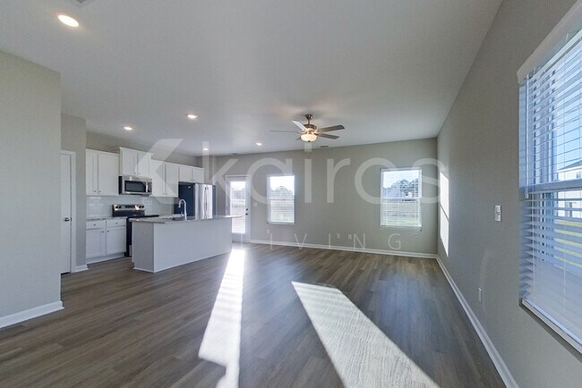 Foto del edificio - 844 Silent Barge Cv