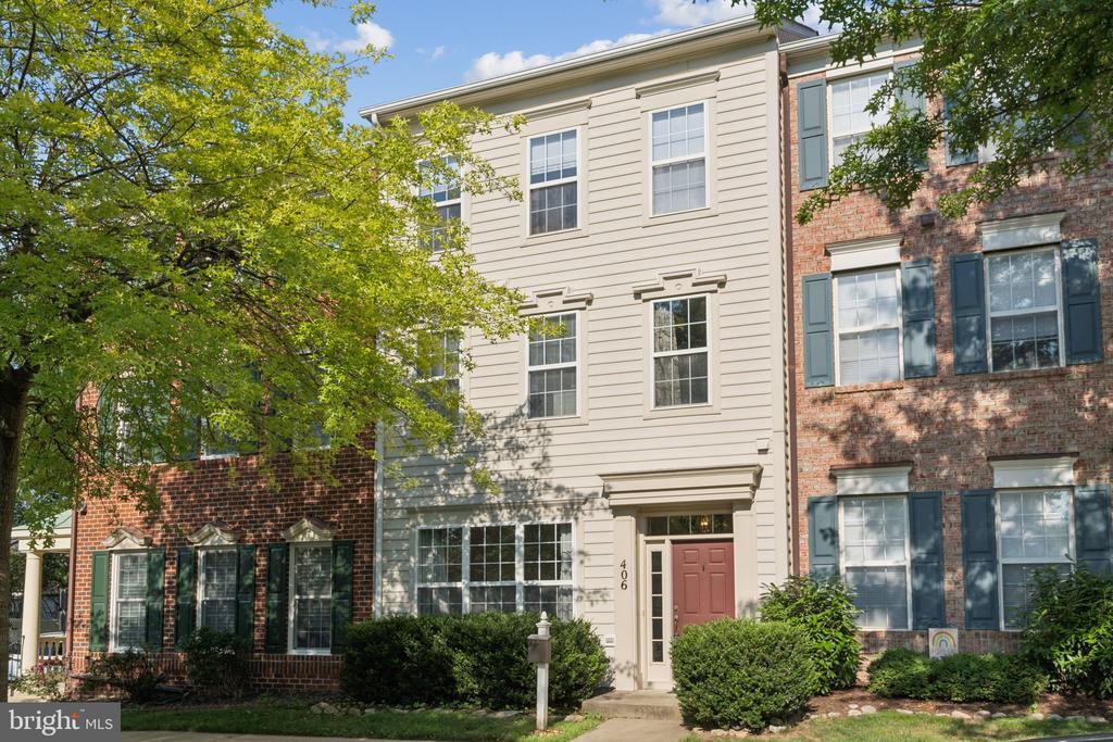 Foto principal - 406 Chestnut Hill St