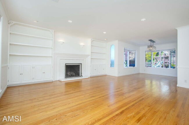 Building Photo - 4 br, 3 bath House - 263 Knight Drive