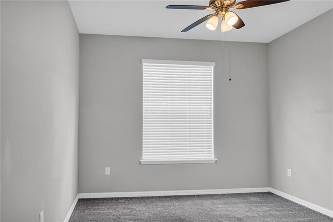 Foto del edificio - 15602 High Bell Pl