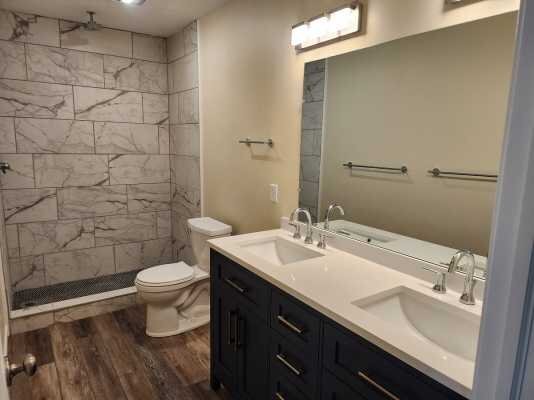 Foto del edificio - 729 Keenway Cir