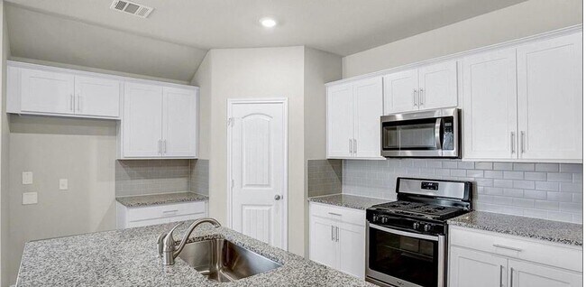 Building Photo - 208 Arroyo Sweetwood Cir