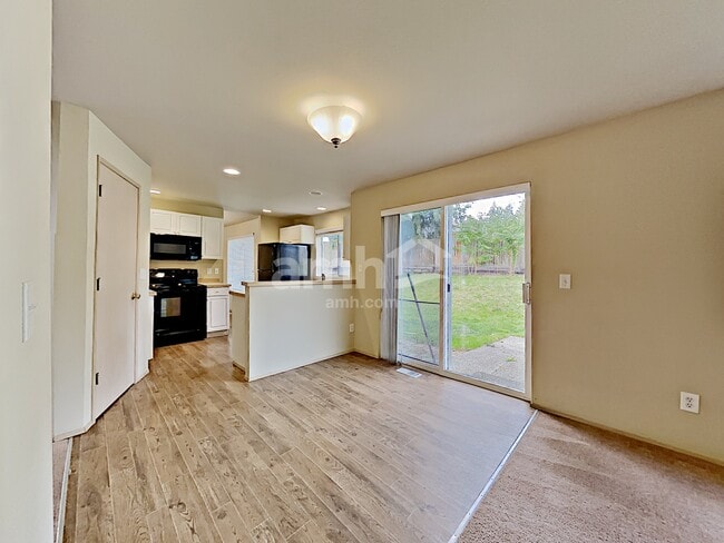 Foto del edificio - 6304 88th Street Ct E