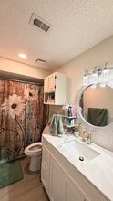 Building Photo - 3211 S Peach Hollow Cir