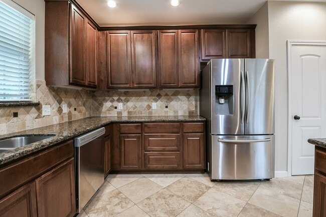 Building Photo - 10506 Chateau Ln