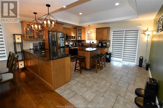 Photo du bâtiment - 3777 Deerbrook Dr