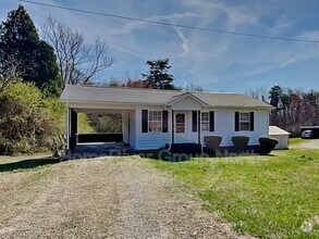 Building Photo - 210 Deaton Loop