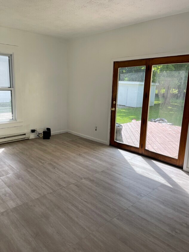 23 Chamberlain St Unit 1, Wellsville, NY 14895 Apartments in