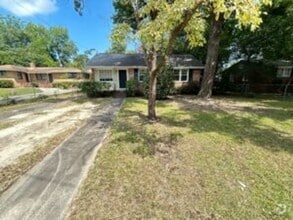 Building Photo - 3817 Live Oak St