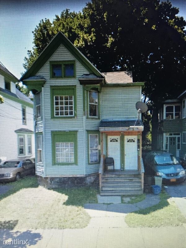Primary Photo - 143 Wood Ave
