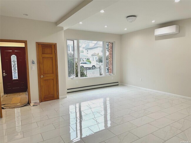Foto del edificio - 2610 E 26th St