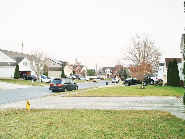 Building Photo - 3-Bedroom Gem in Desirable Sicklerville Neighborhood!