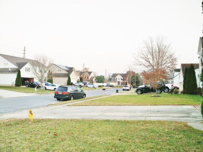 Foto del edificio - 3-Bedroom Gem in Desirable Sicklerville Neighborhood!