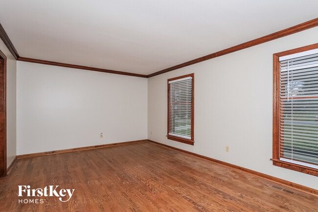 Building Photo - 1564 Parliament Ct