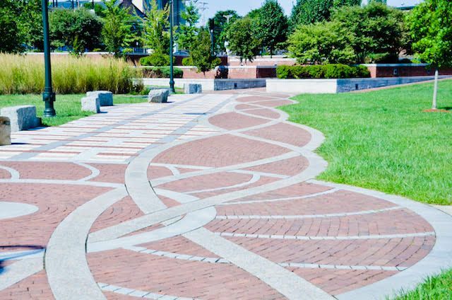 Foto del edificio - 35 Riverwalk Way