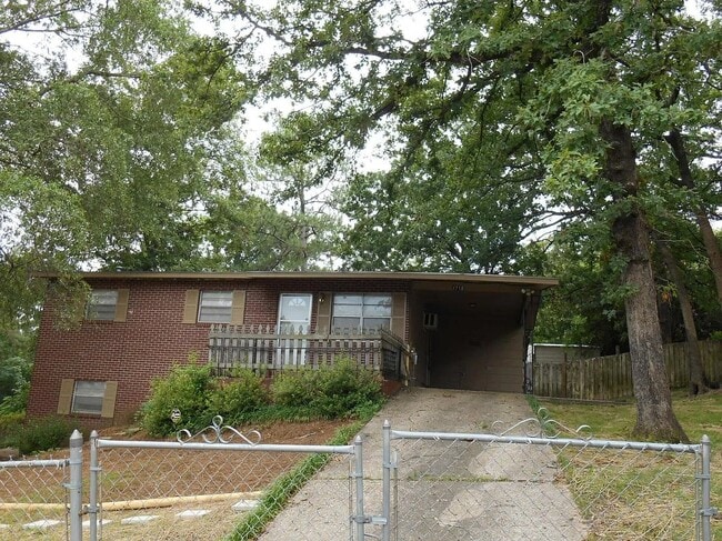 Foto del edificio - 4718 Marino St