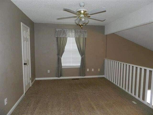 Building Photo - 3404 Daylily Ln