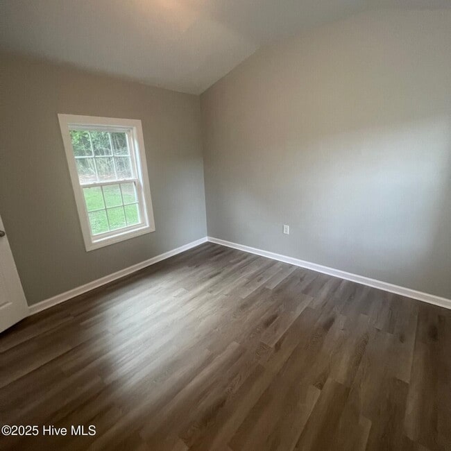 Building Photo - 3651 Gallberry Rd