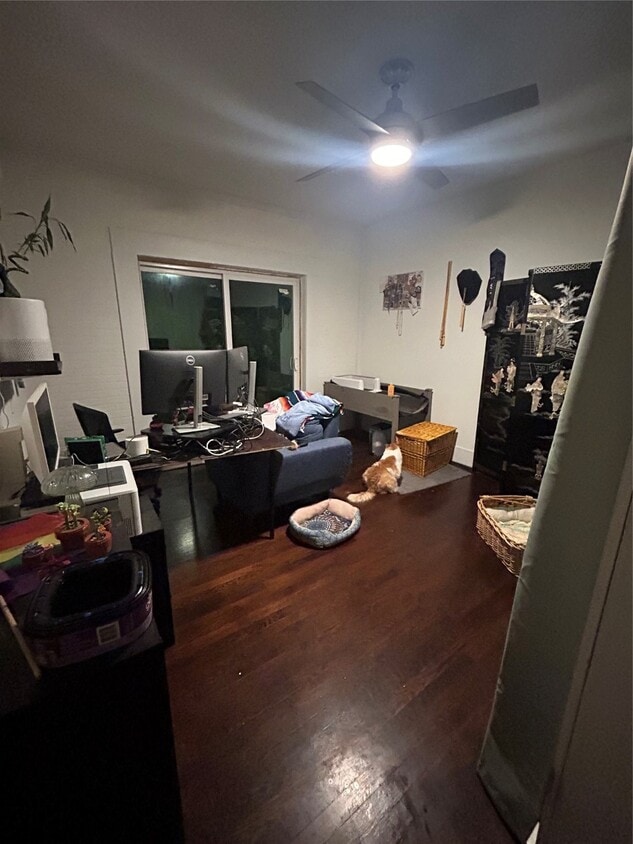 Building Photo - 1971 W Lamar St