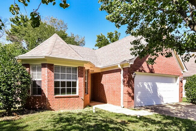 Foto del edificio - 7039 Maple Grove Rd