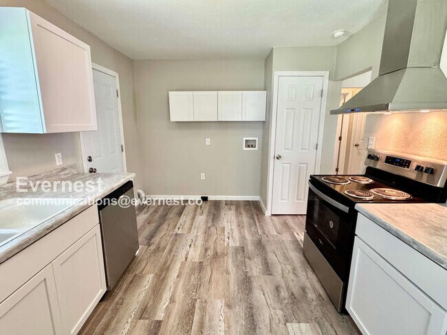 Foto del edificio - 619 H St NW