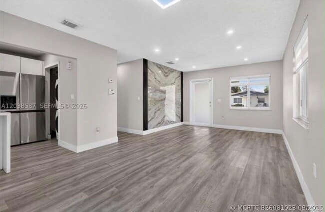 Foto del edificio - 5637 SW 36th Ct