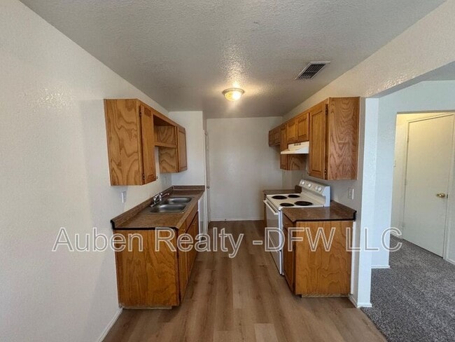 Foto del edificio - 300 S Magnolia St