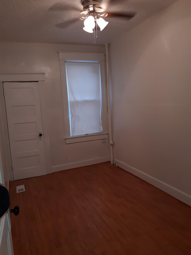 Foto del edificio - 3925 W Mulberry St