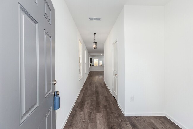 Foto del edificio - 16419 Windy Cove Ct