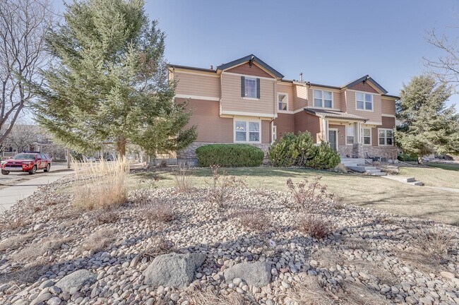 Foto del edificio - 2 bedroom, 2.5 bath townhome in Observatory Village