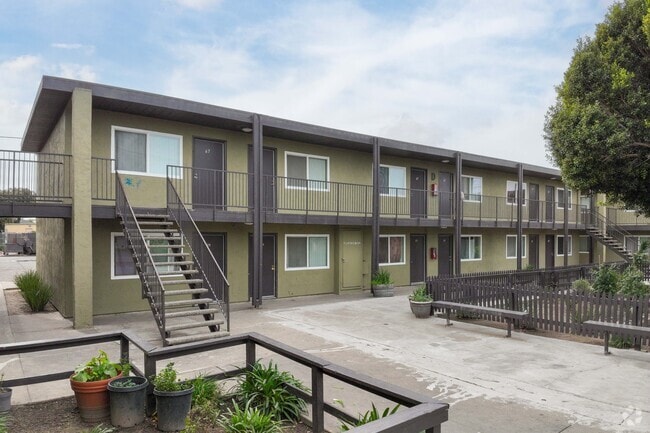 Building Photo - Park Vista