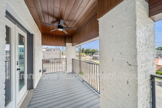 Building Photo - 1437 S Peoria Ave