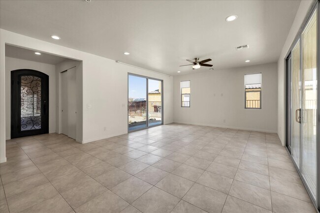 Foto del edificio - 56923 Ivanhoe Dr