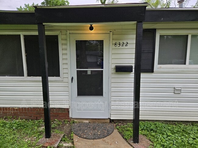 Building Photo - 8322 Woodhurst Dr